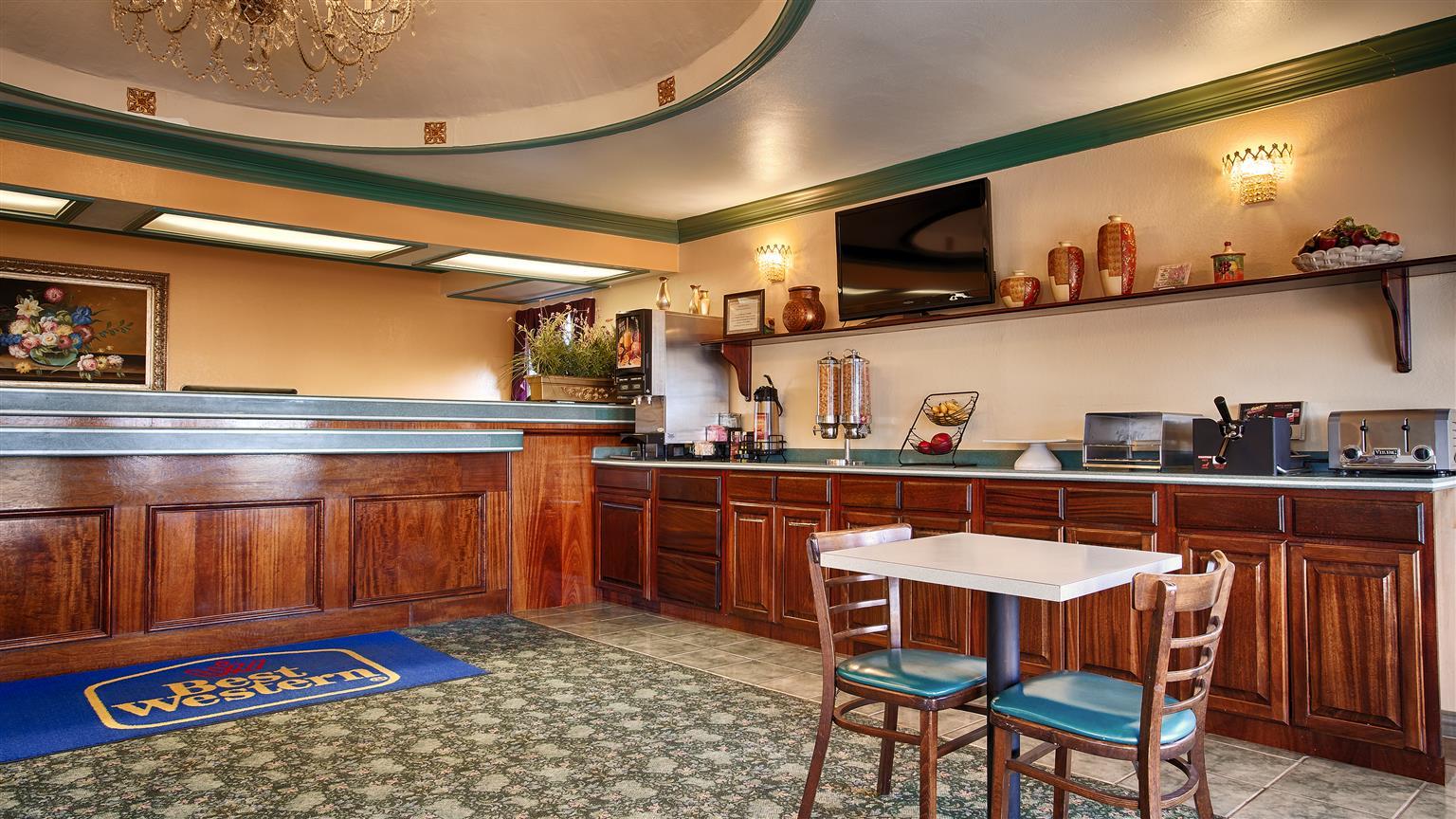 Best Western Coleman Inn Екстериор снимка