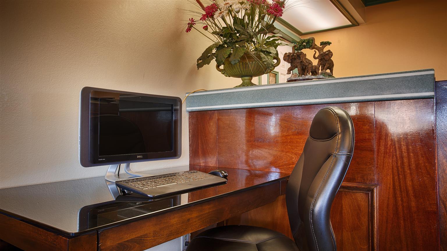 Best Western Coleman Inn Екстериор снимка