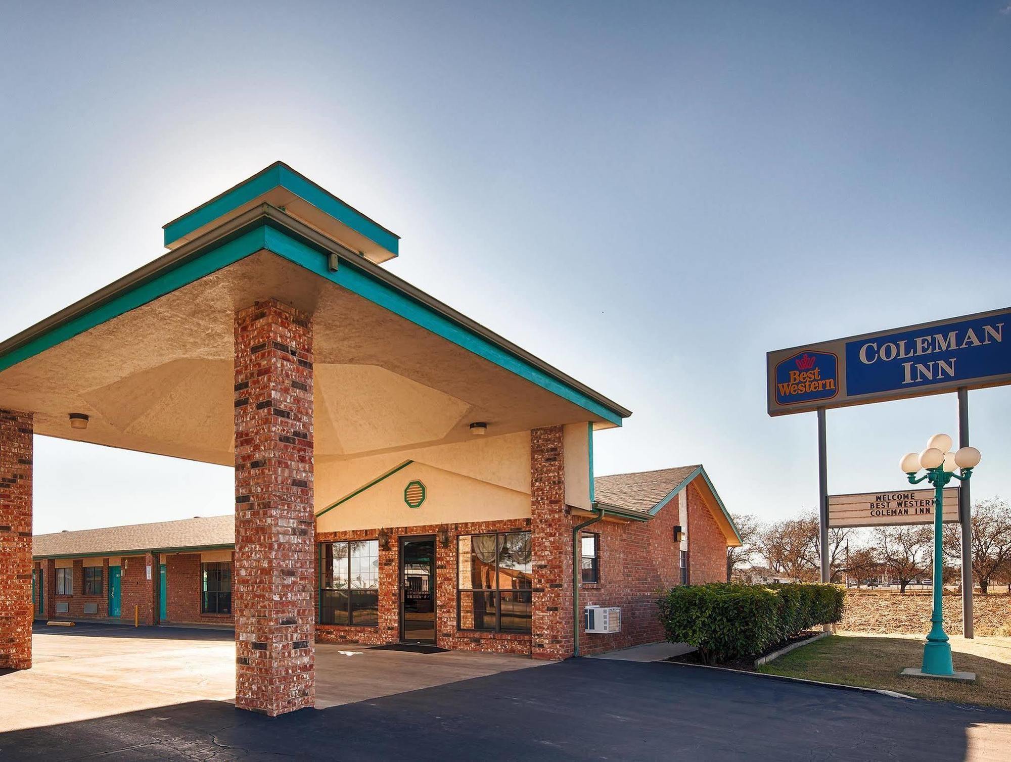 Best Western Coleman Inn Екстериор снимка
